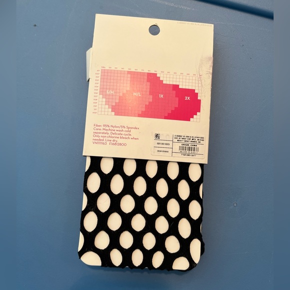 Wide Hole Fishnets - Picture 2 of 2